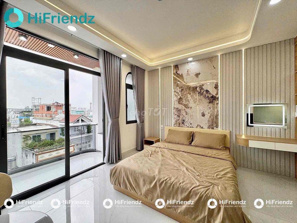 Rent the new balcony 100 percent.