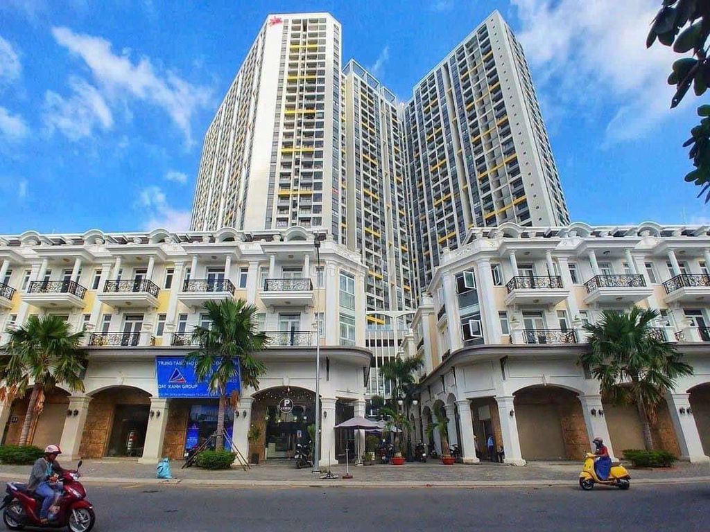 Rent The Pegasuite apartment. Two bedrooms. Two toilets with an interior at 11 million a month.