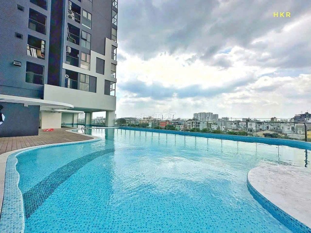Rent apartment D a qua three bedrooms 2 toilets 83 M2 for 13 million a month.