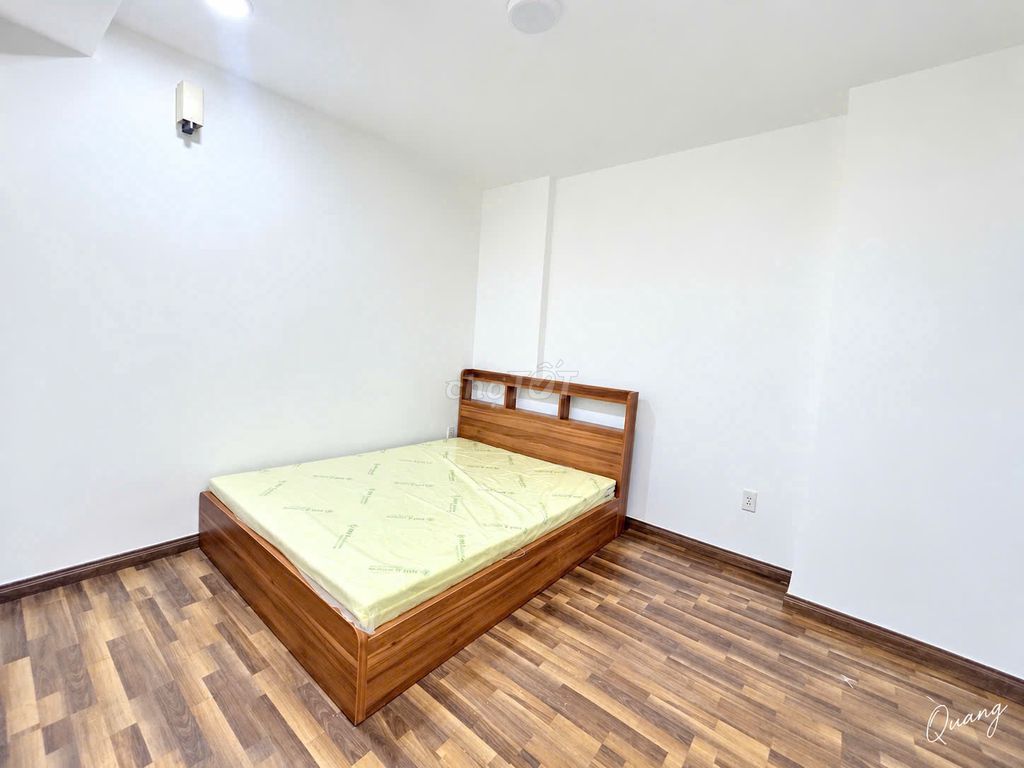 Rent the citizen apartment-- Three bedrooms, three toilets.