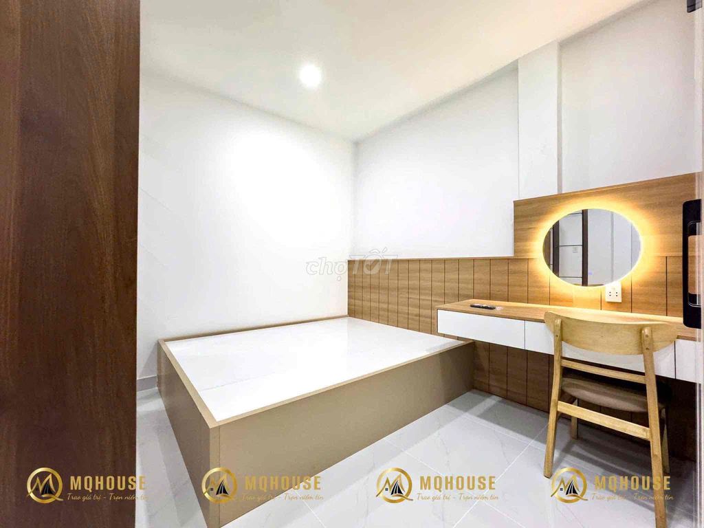 Studio House, Tô Hiến Thành private washing machine, District 10 near Saigon.