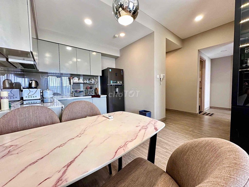 Rent The Sun Avenue District 2 - two bedrooms, two toilets - a nice full interior view