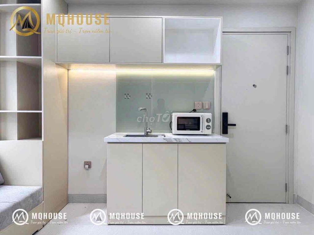 Rent a nice, private studio, 1st district balcony.