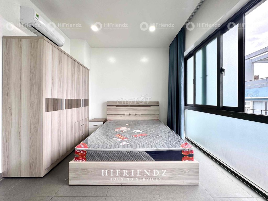 The bancol elevator service apartment is super-spirally close to District 5