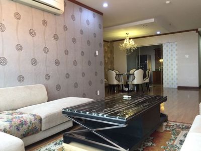 The cost of renting a Vietcong apartment 150 meters, 3 rooms full of 15 million