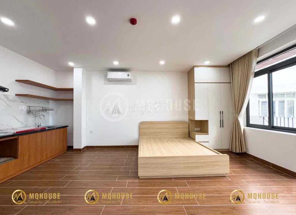 The new apartment is 100 percent in District 1, near New Market, Semi Sa, School of Sa, 3:bt, bedroom.