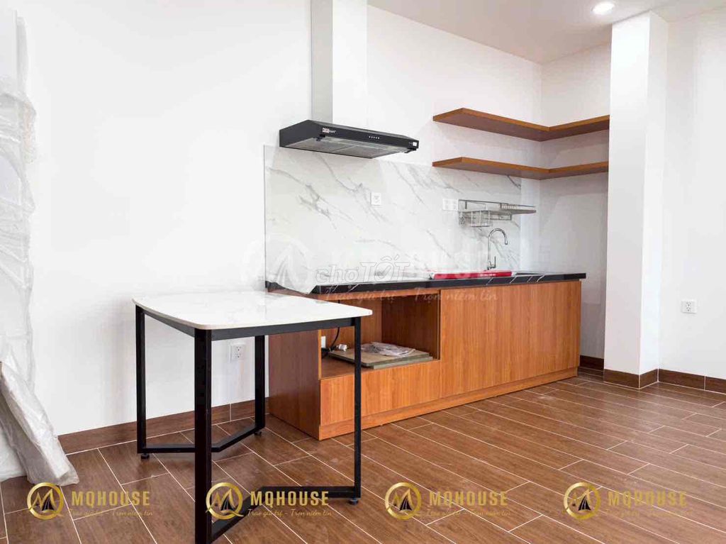 The new apartment is 100 percent in District 1, near New Market, Semi Sa, School of Sa, 3:bt, bedroom.