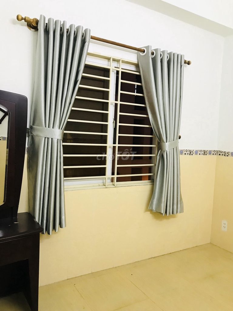 The main owner -- for Chung cư Phú Thọ, District 11, 2 bedrooms, full interior.