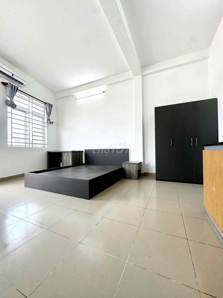 Rent the apartment 30 M2 free balcony Full furniture near the market.
