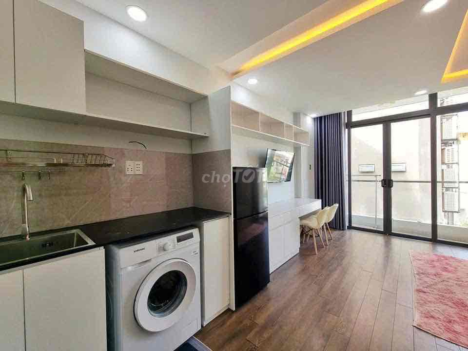 Just 100 percent of the apartment 35 M2 Department Full furniture right in Nguyễn Gia Trí.