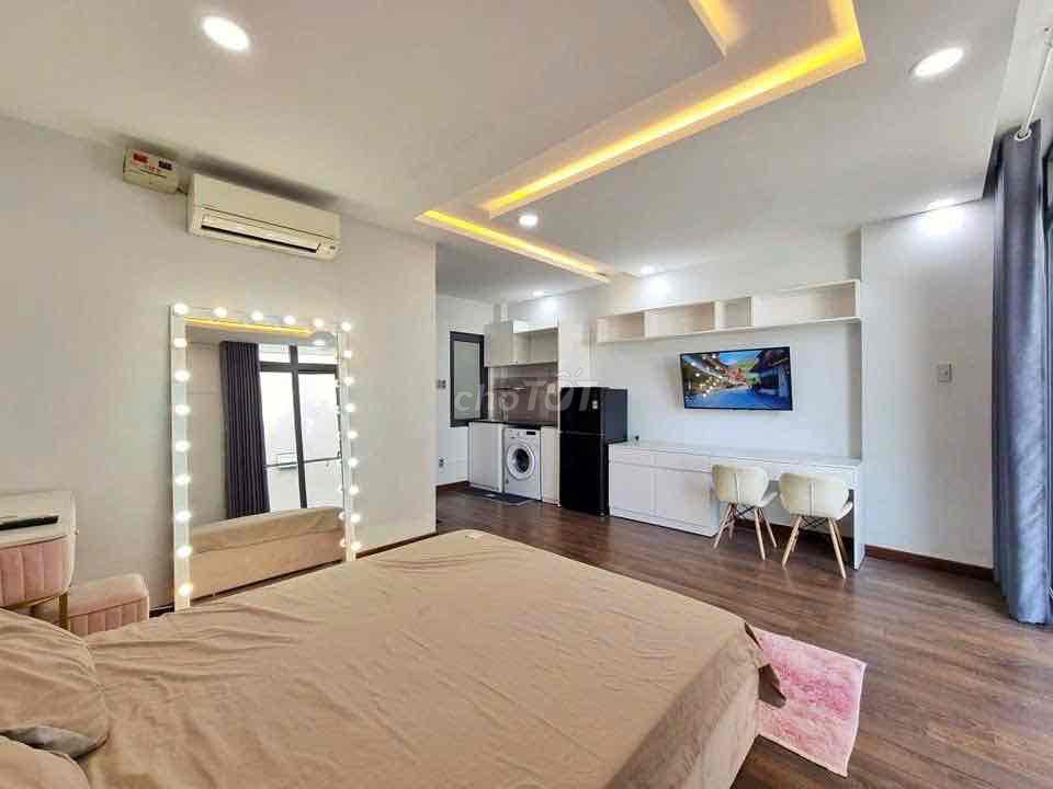 Just 100 percent of the apartment 35 M2 Department Full furniture right in Nguyễn Gia Trí.