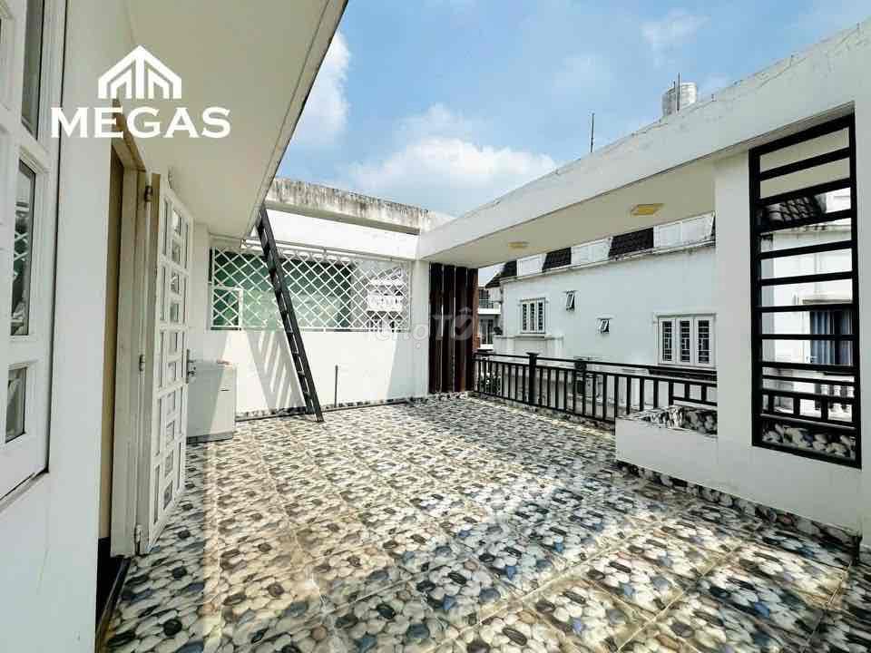 It's the owner who rents only 5 million-- state-wide apartment to 76 meters.