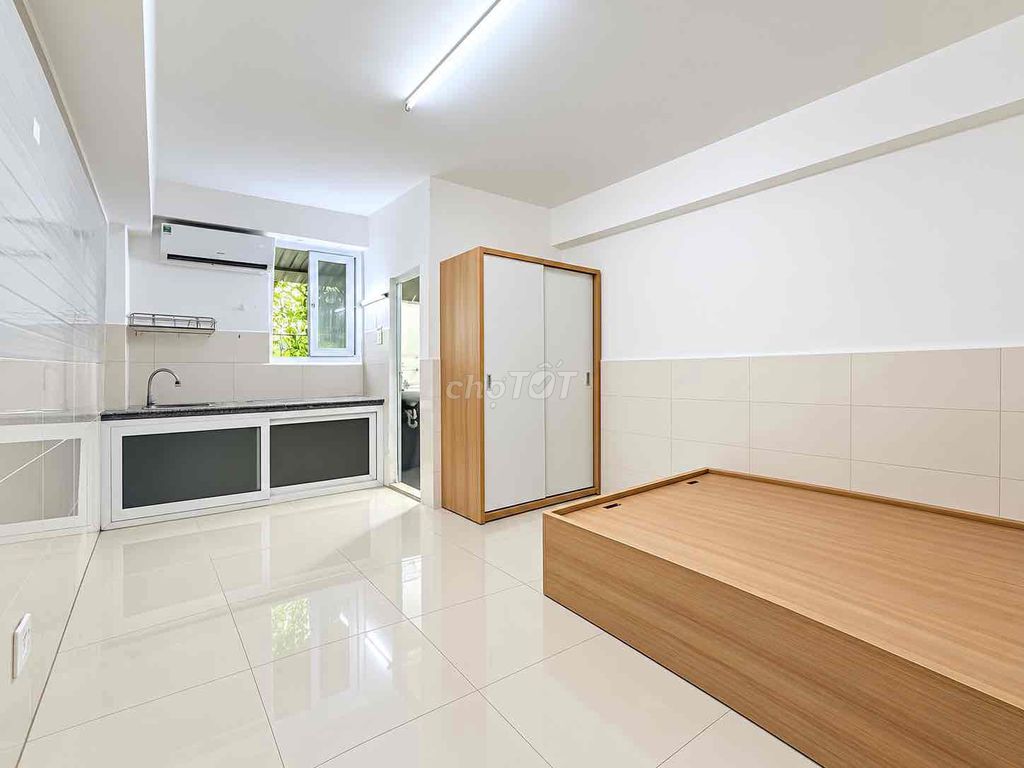 Room one, kitchen room with balconies, full elevator furniture.