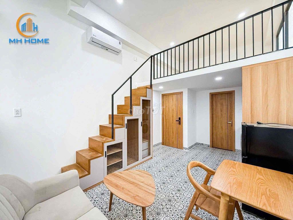 The apartment has a new Cộng Hoà.