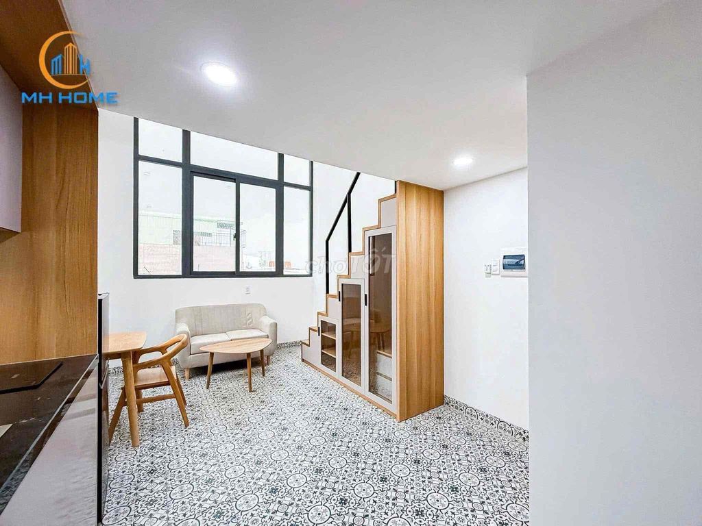 The apartment has a new Cộng Hoà.