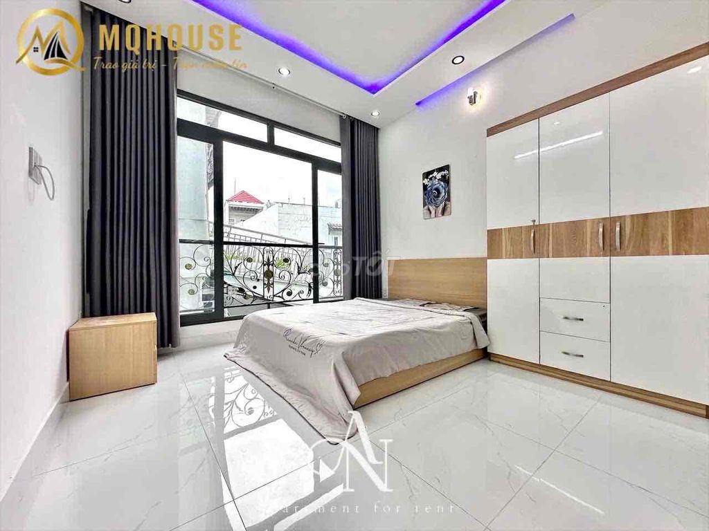 New mini apartment is 100 percent at Tên Lửa - nice smooth-cut balcony.