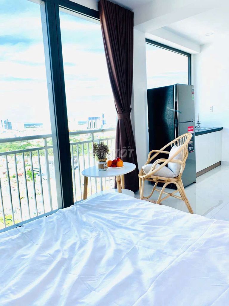 Penthouse service apartment near ufm, nttu