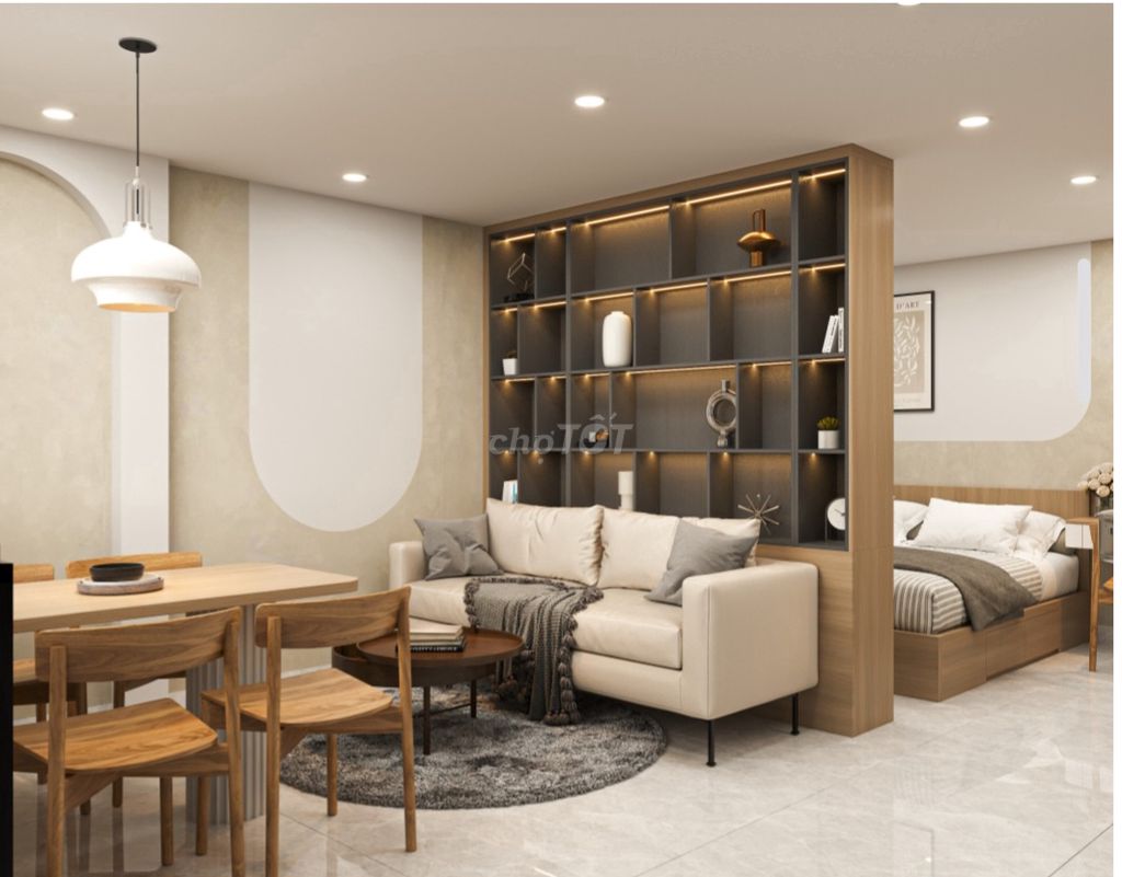 The Son Son Nhut Airport Airport is traveling 35 meters, with kitchen, full interior.