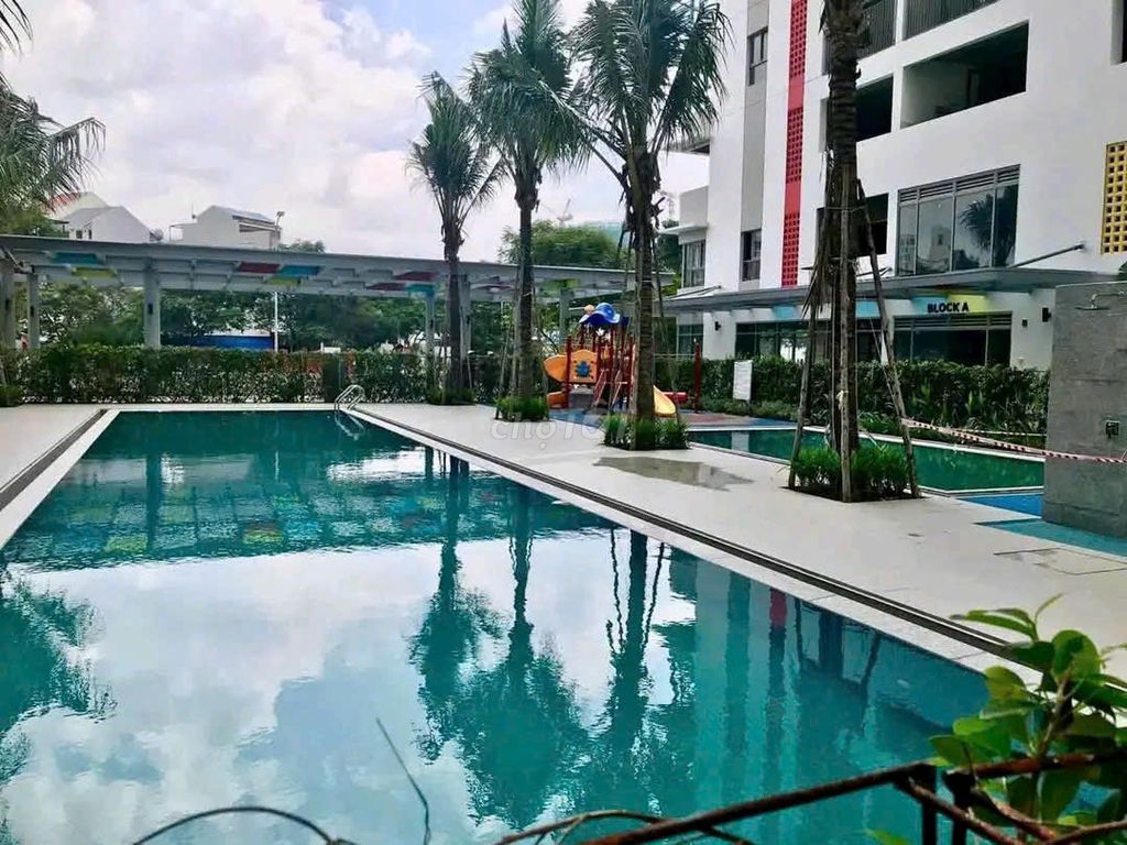 2 Căn hộ HausNeo. It costs 8.5 million ath (the bedroom); 11 million a month.
