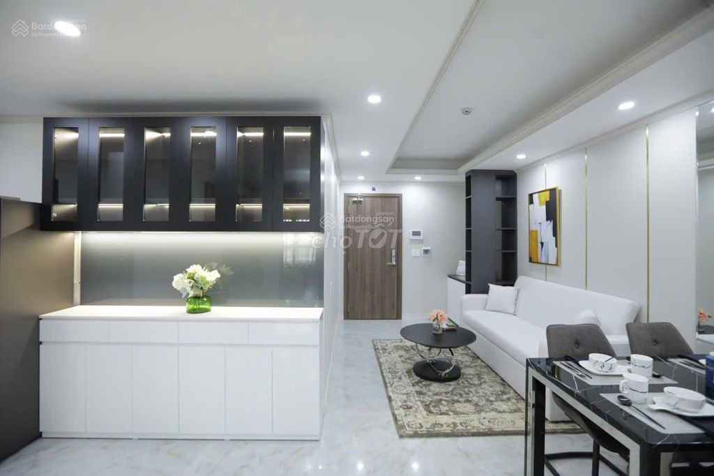 Three Homyland riverside apartments. It's worth 16 million a month. (3) Bedrooms, 2 toilets, enough furniture.