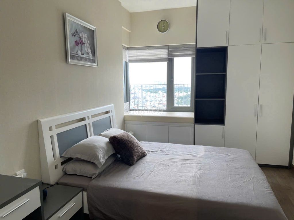 Need to rent Diamond Lotus apartment.