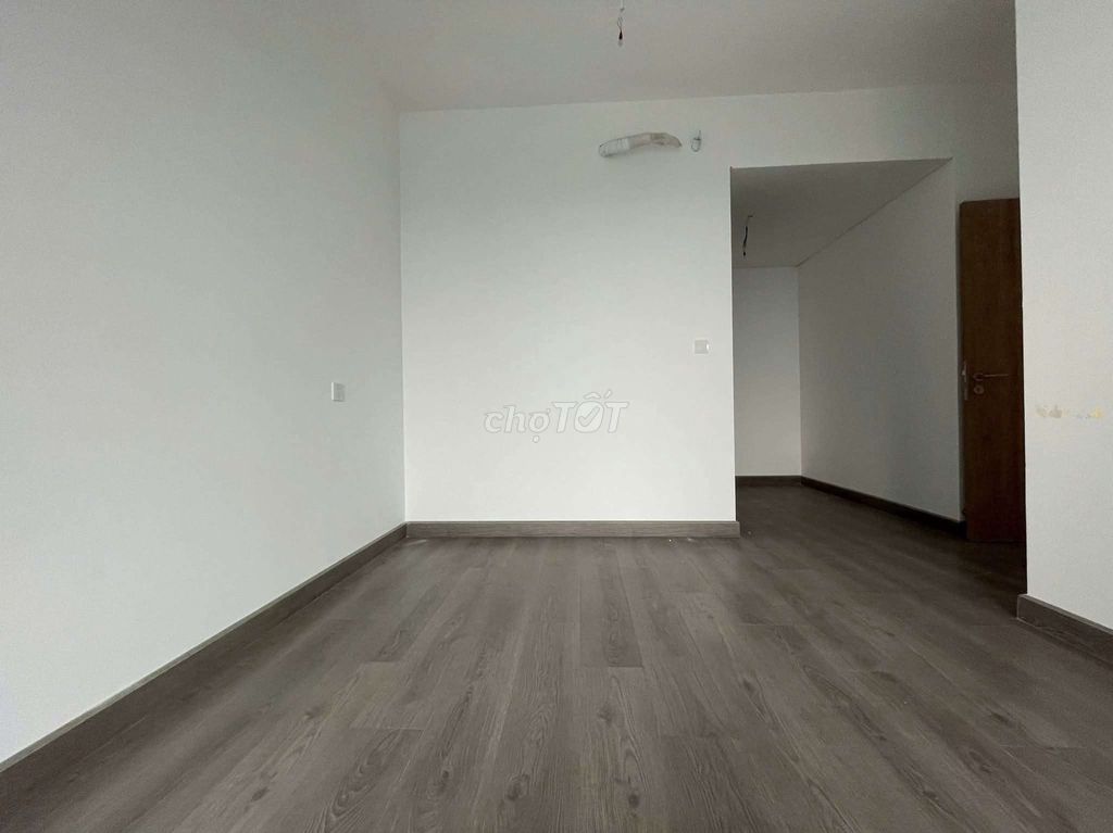 Rent 112 M2 Brilliant diammond, ntcb, empty house right here