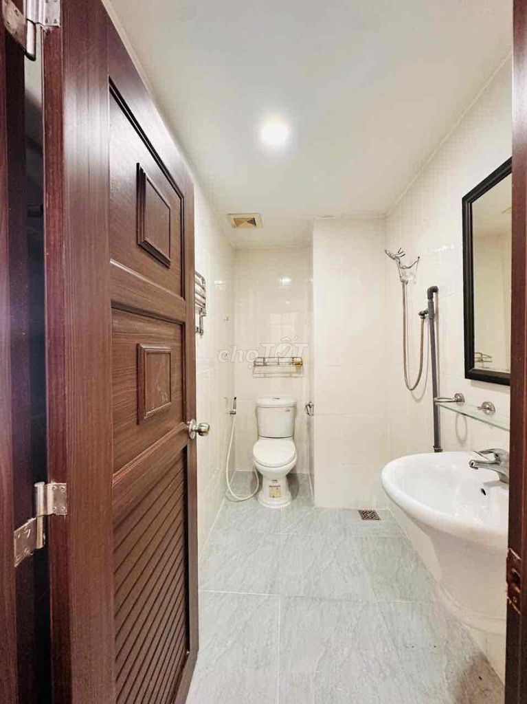 To rent a new apartment.