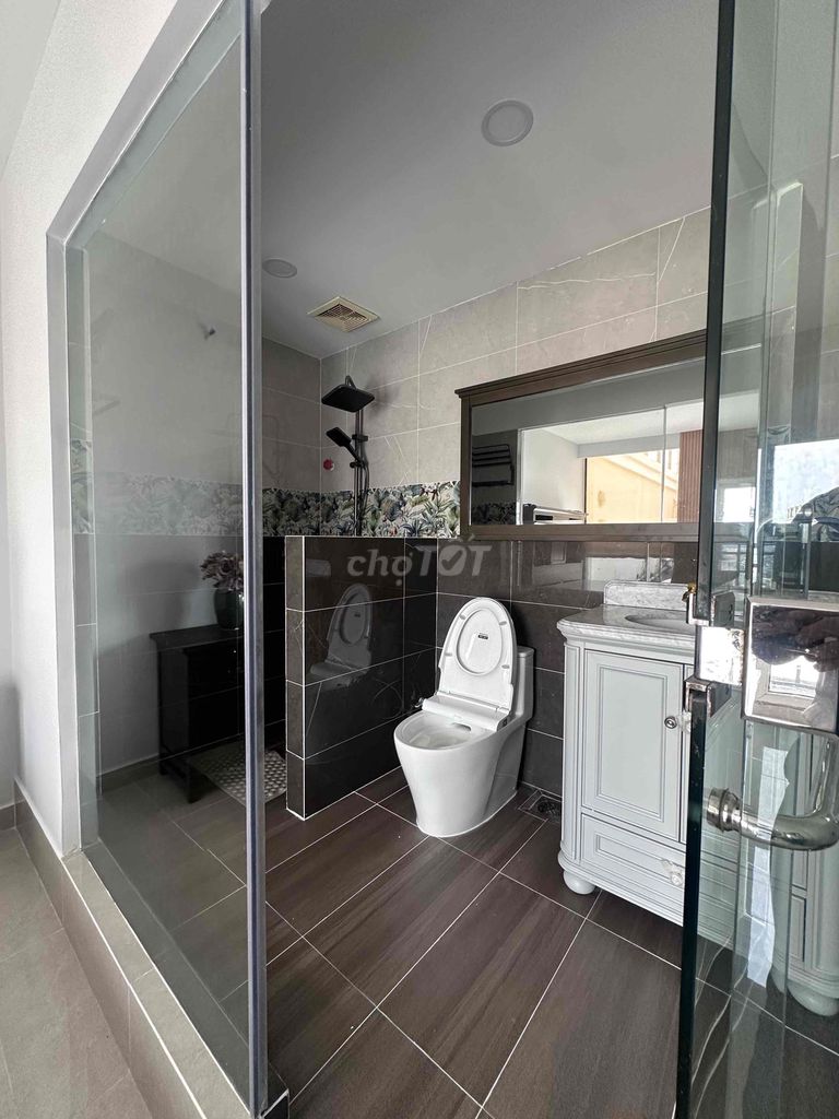 Jason 1 - 2 bedroom 2 toilets - 98 m2 and 22 meters garden - 100 percent new apartment