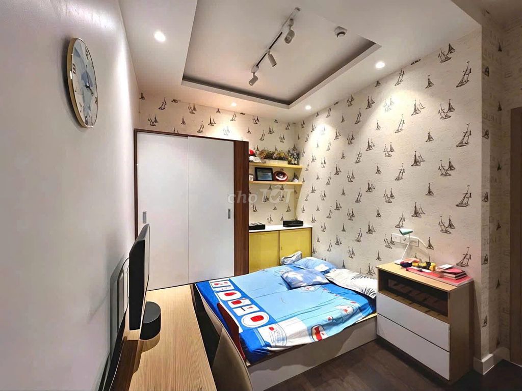 Golden Mansion Super. 2 bedrooms. Only 17 million Novaland projects.