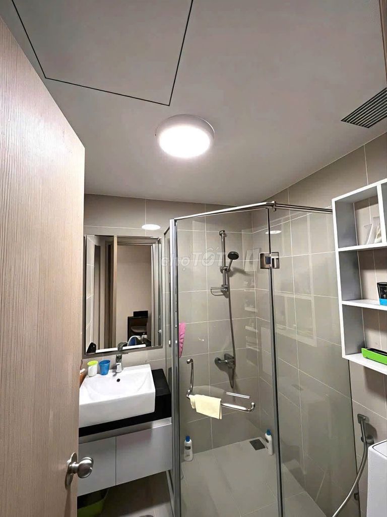 Golden Mansion Super. 2 bedrooms. Only 17 million Novaland projects.