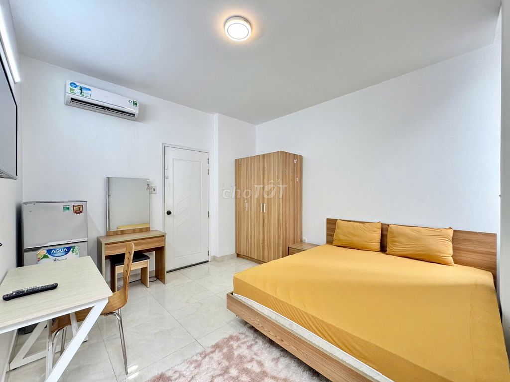 The cool, beautiful apartment near the chess market
