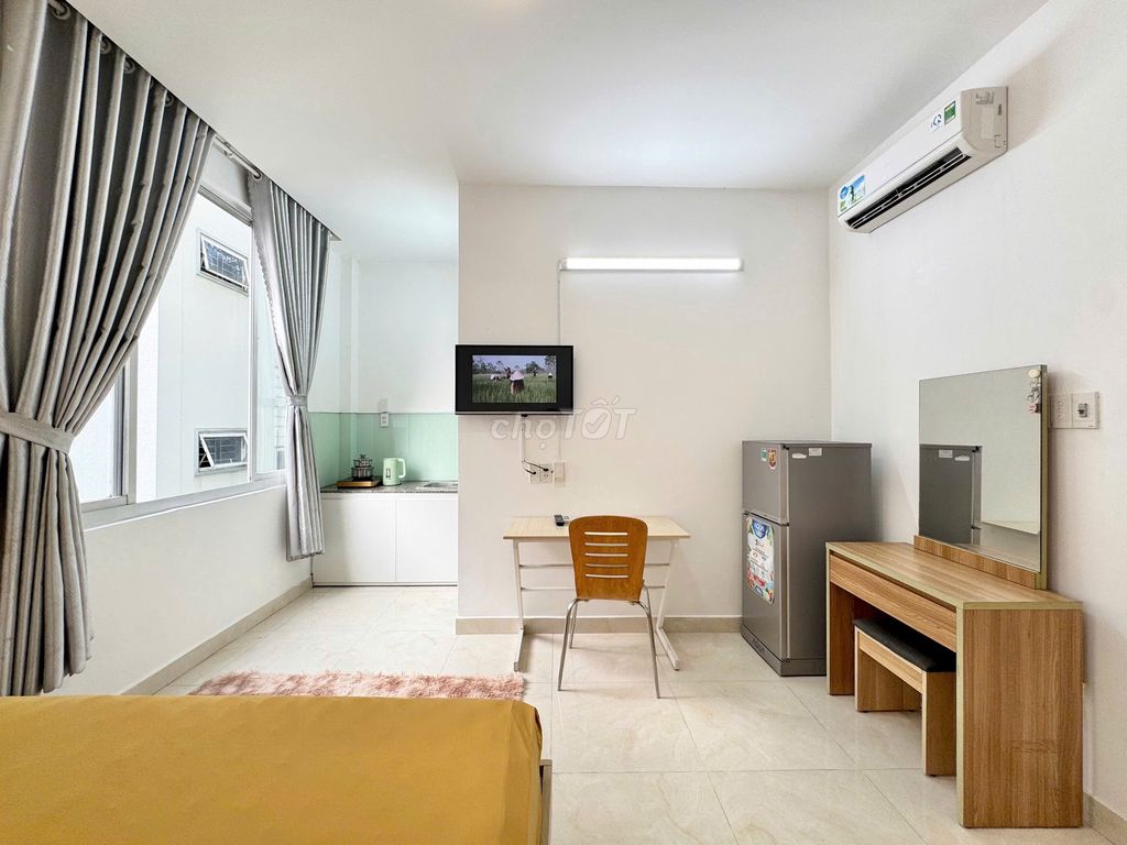 The cool, beautiful apartment near the chess market