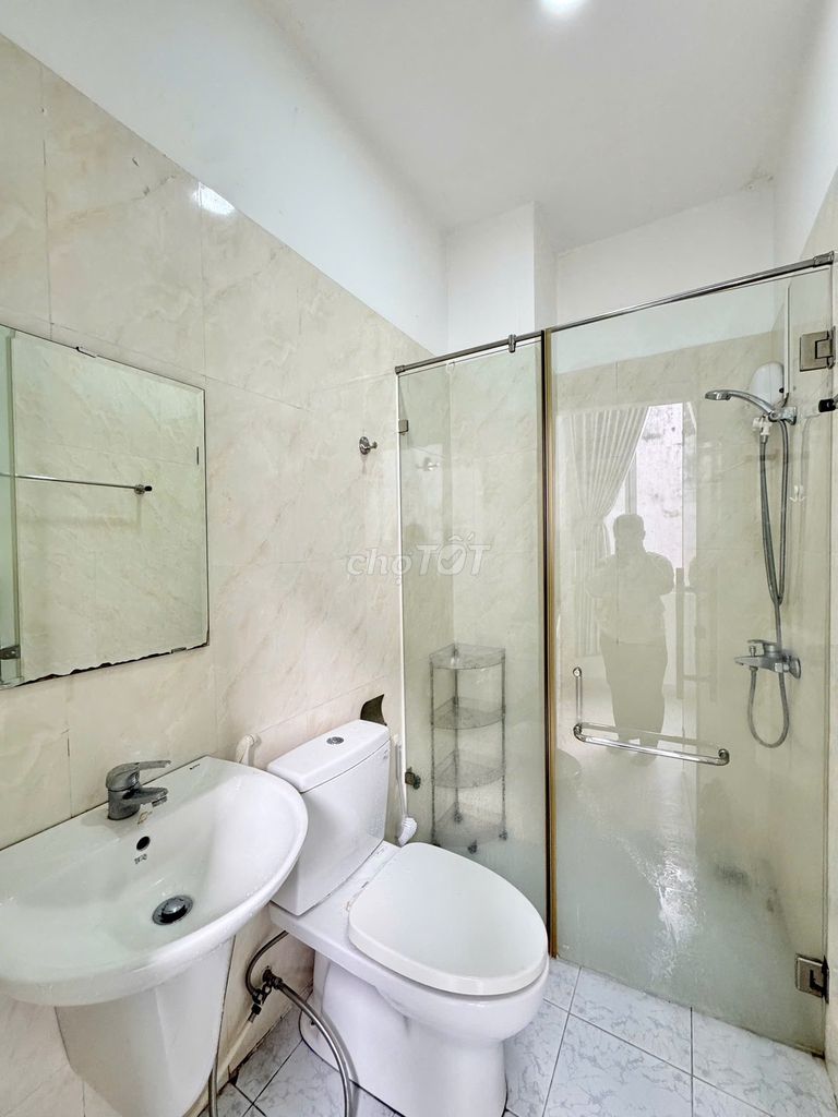 The cool, beautiful apartment near the chess market