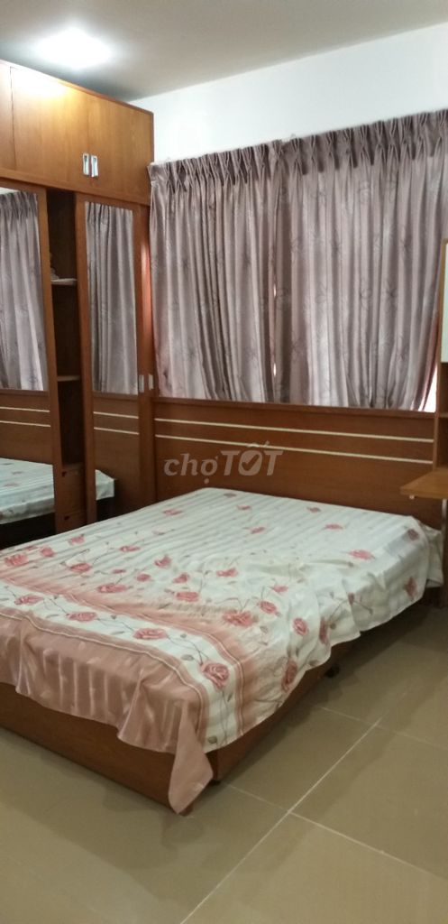 Rent Him Lam Nam Khánh. District 8. area: 95 meters 2 bedrooms 2 empty 11 million toilets