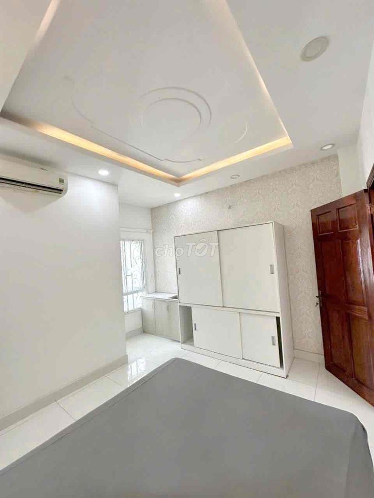 rent small flat full window interior at Huỳnh Văn Nghệ-72015