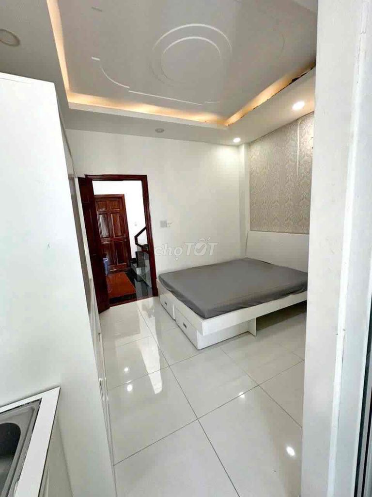 rent small flat full window interior at Huỳnh Văn Nghệ-72015