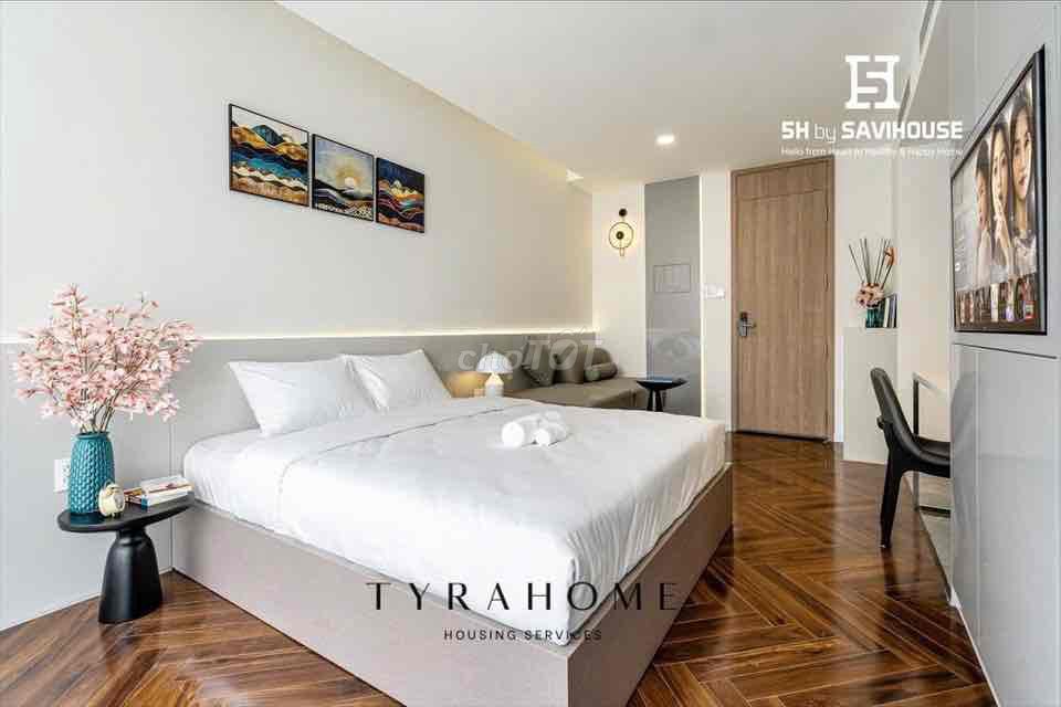 Hot apartment. A balcony. 55 M2 free pool-gym luxry.