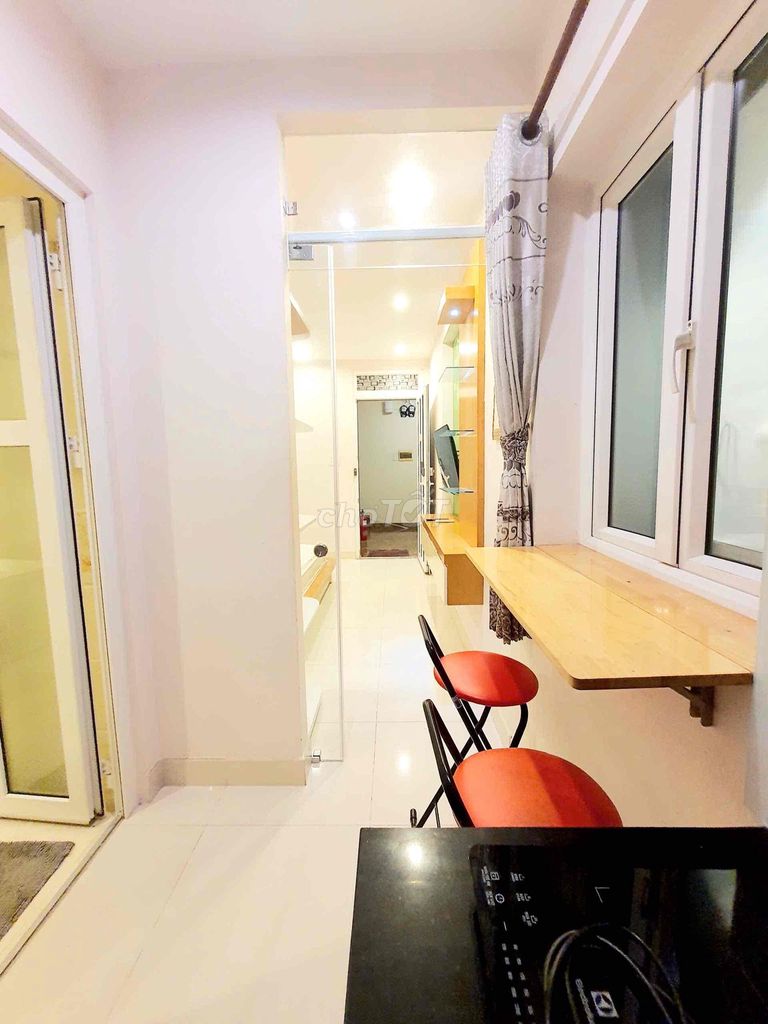 One bedroom.