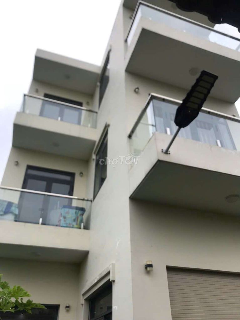 Rent the whole apartment or rent the suite.