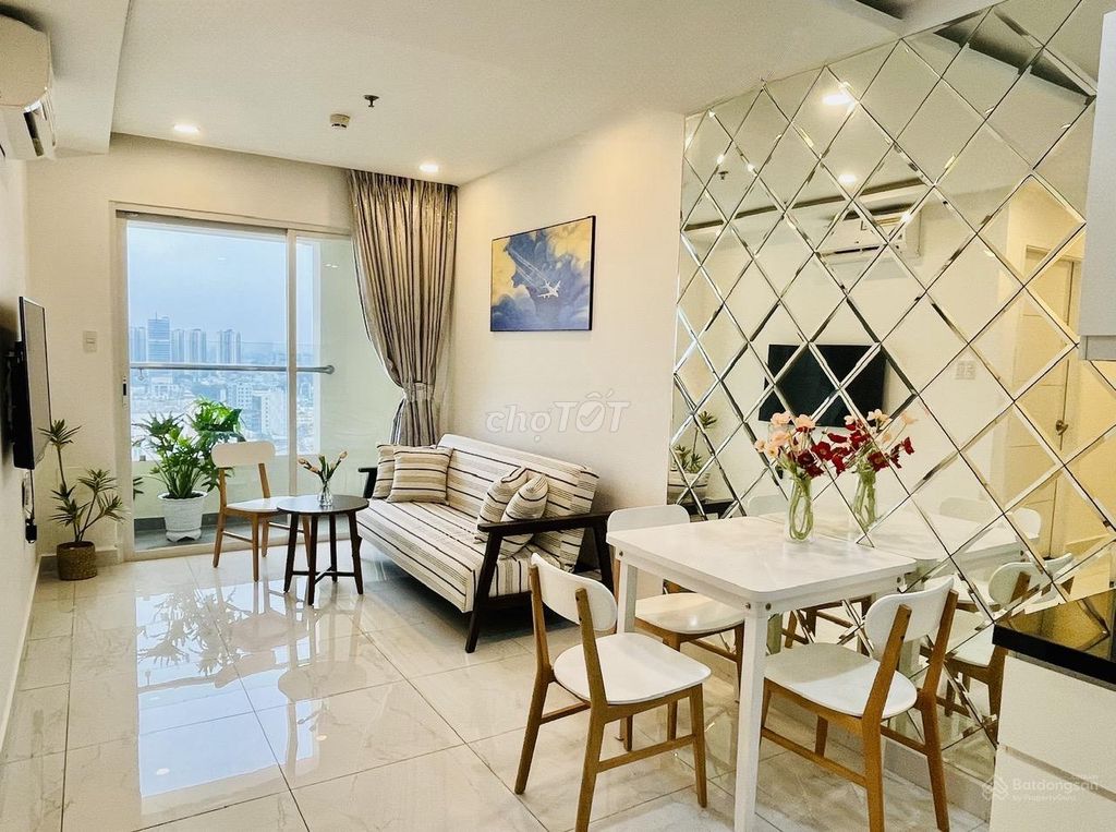 Rent Terra Royal apartment 2 bedrooms, 60 meters, full interior.