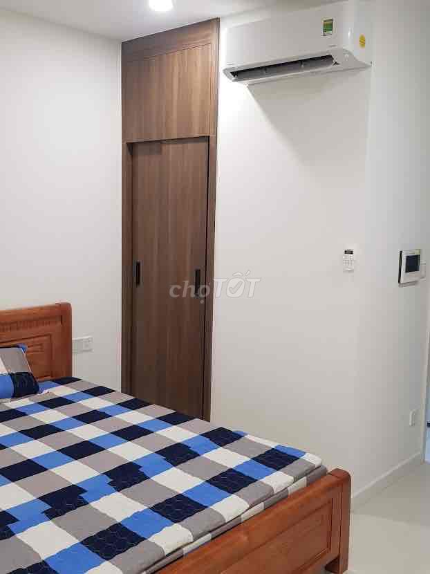 The owner of the Officetel Central Premium 35 m2 - 9 million