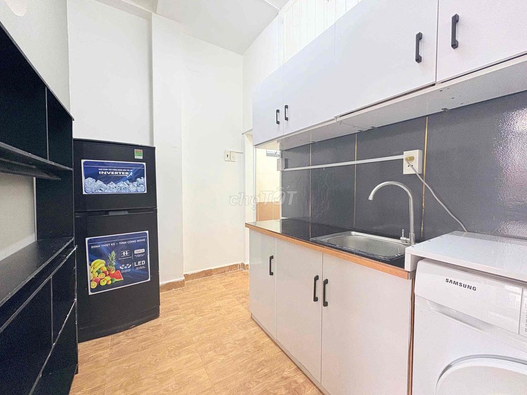 The kitchen apartment -- full interior -- fits 2 people - 32 M2