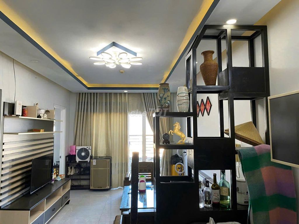 Chung cư Nguyễn Ngọc Phương, bt, 2 p sleep, 2 toilets, full interior, 12 million