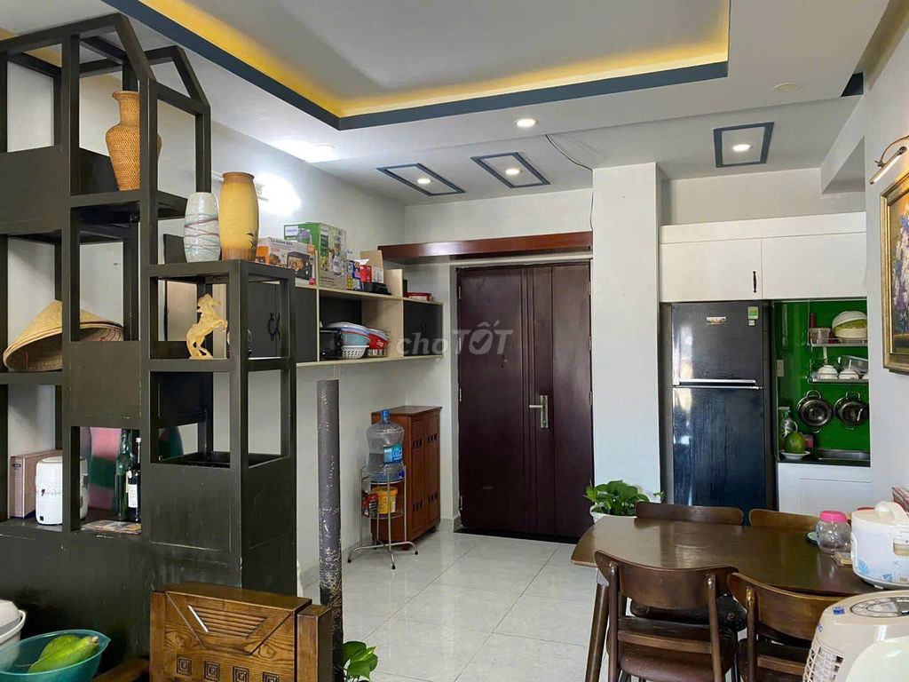 Chung cư Nguyễn Ngọc Phương, bt, 2 p sleep, 2 toilets, full interior, 12 million