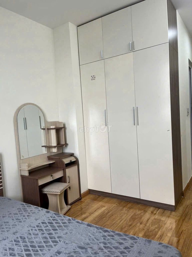 Chung cư Nguyễn Ngọc Phương, bt, 2 p sleep, 2 toilets, full interior, 12 million