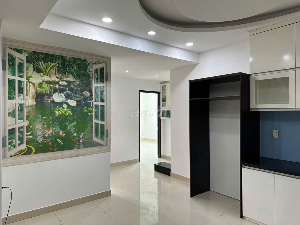 C/C Mountain Paint (create 1), 2 bedrooms, few interiors, 8 million a month, close to aeon bt