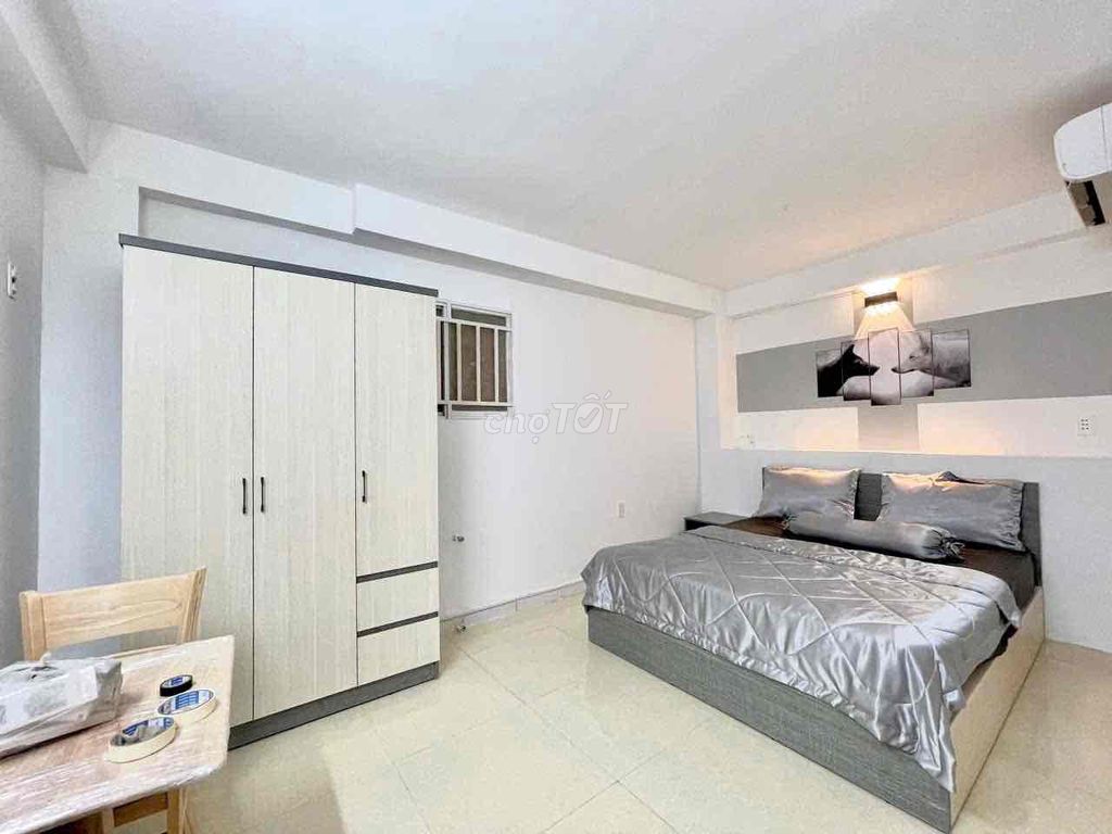 1 kitchen bedroom, large window, Lê Văn Sỹ, District 36 million5