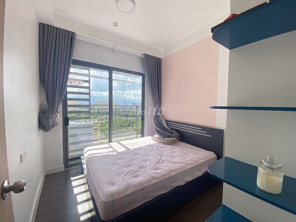 Rent two bedrooms- The Sun Avenue-17 million a month.