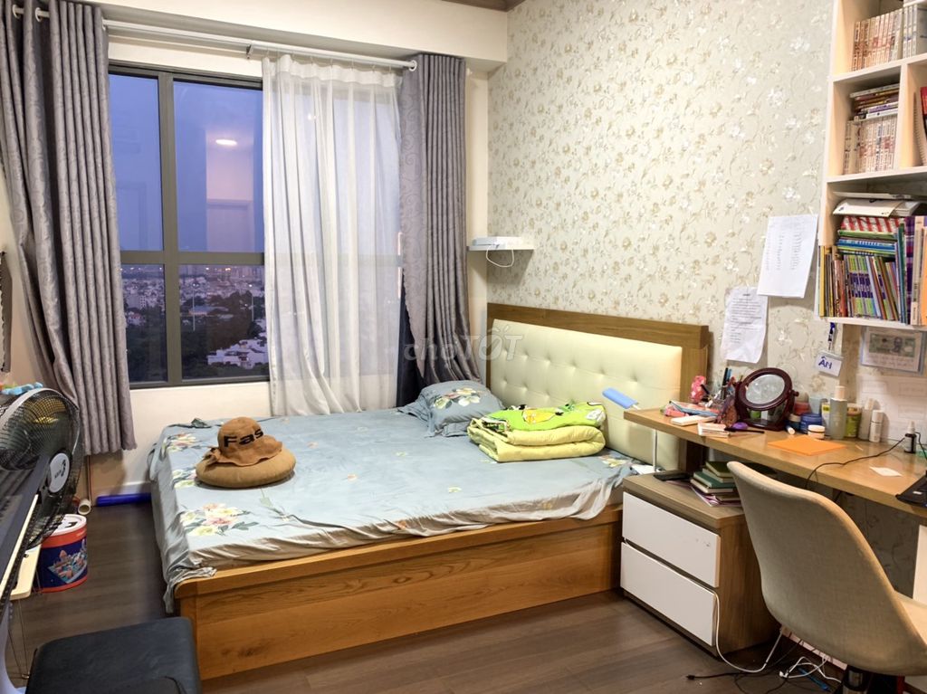 Rent two bedrooms- The Sun Avenue-17 million a month.