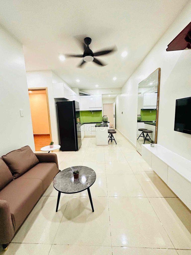 Rent Two Bedroom Full interior. The rent's 8.5 million. Look!